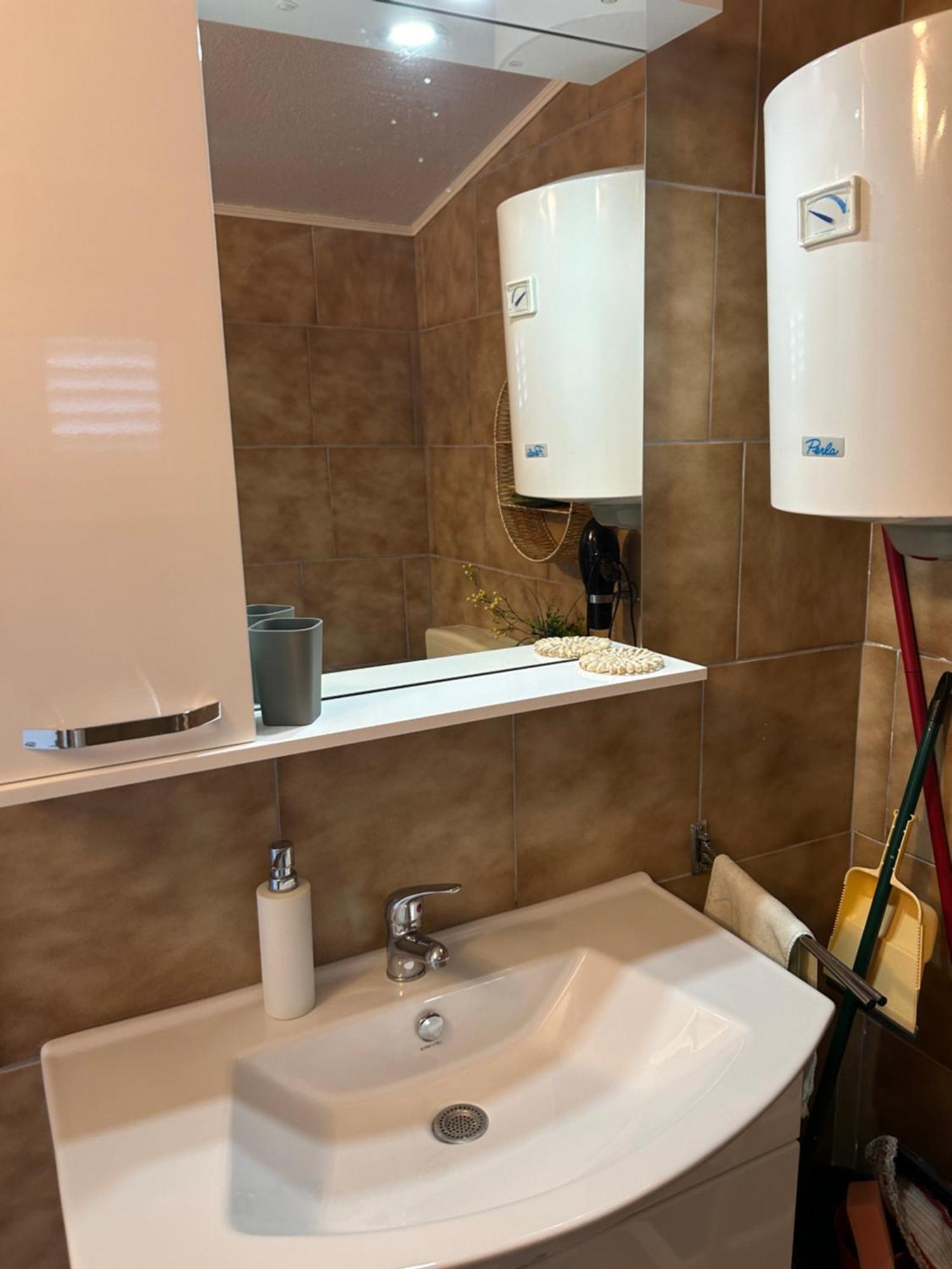 Apartmani Fijan พาก ภายนอก รูปภาพ